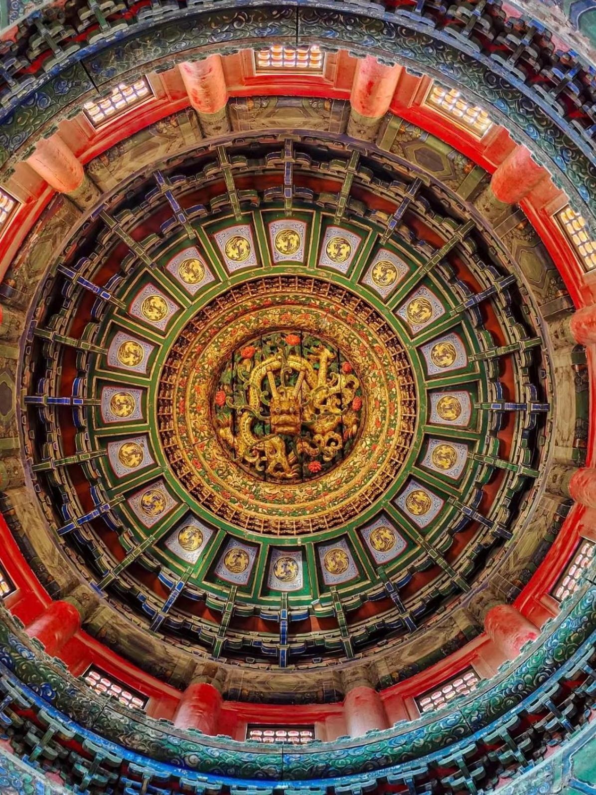 בייג'ינג Happy Dragon Courtyard- Newly Renovated With French Windows, Near Tian'Anmen Forbidden City,Lama Temple And Heaven Temple, 3Minutes Walk From Subway,Fluent English Speaking With Tourist Sights Tickets Service ,Free Coffee &Laundry Service מראה חיצוני תמונה