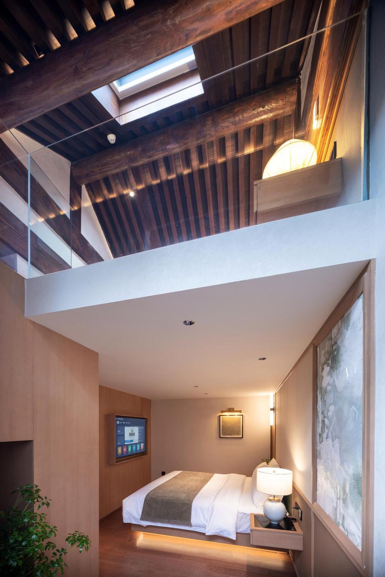 בייג'ינג Happy Dragon Courtyard- Newly Renovated With French Windows, Near Tian'Anmen Forbidden City,Lama Temple And Heaven Temple, 3Minutes Walk From Subway,Fluent English Speaking With Tourist Sights Tickets Service ,Free Coffee &Laundry Service מראה חיצוני תמונה